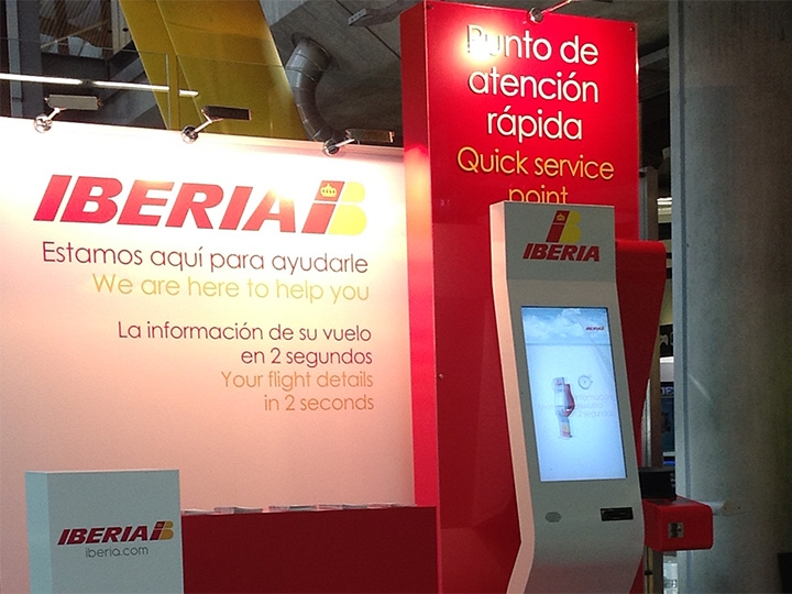 Puntos de Información Pantallas de Información para Aeropuertos